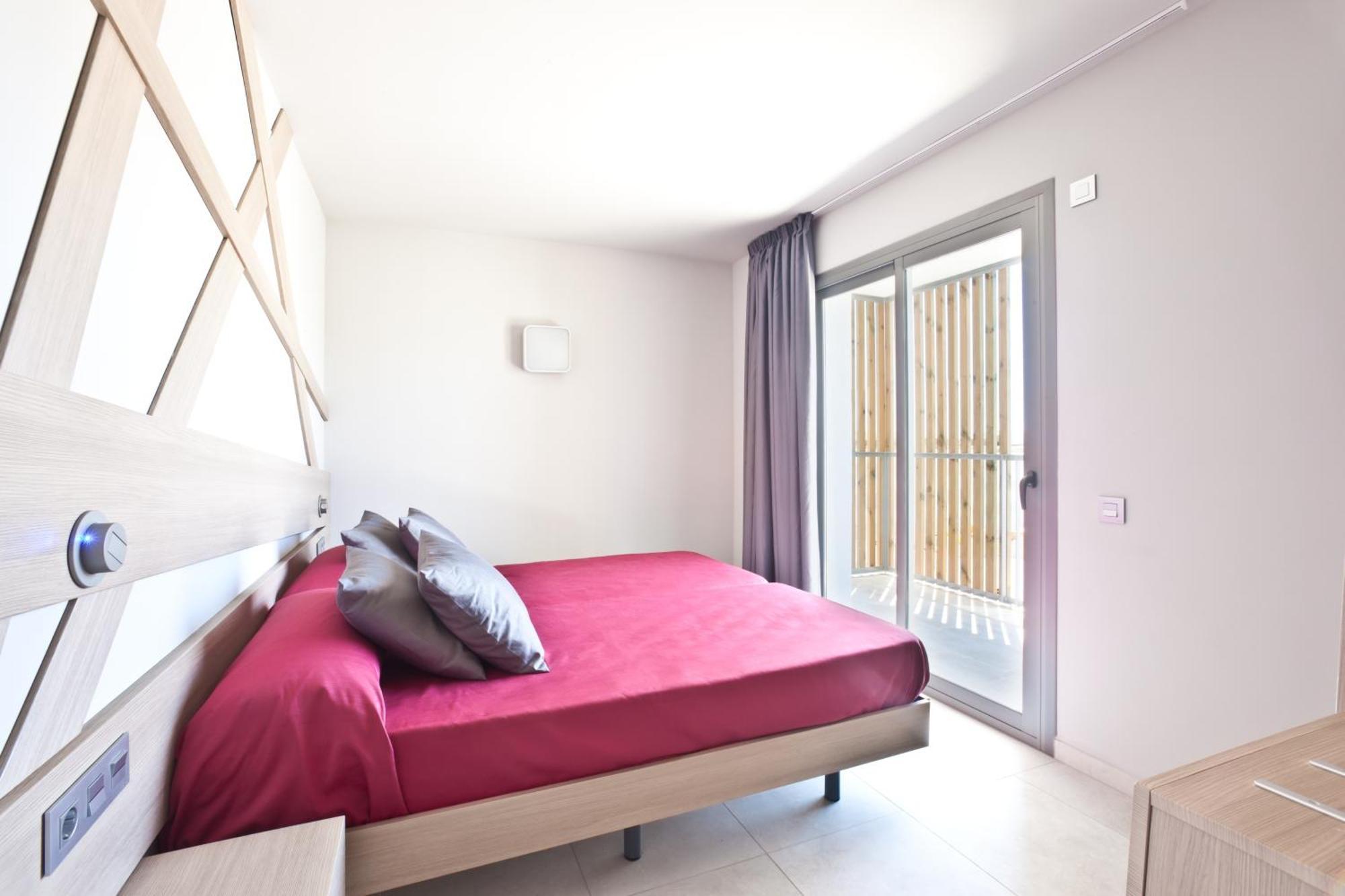 Ryans Ibiza Apartments - Only Adults Rum bild