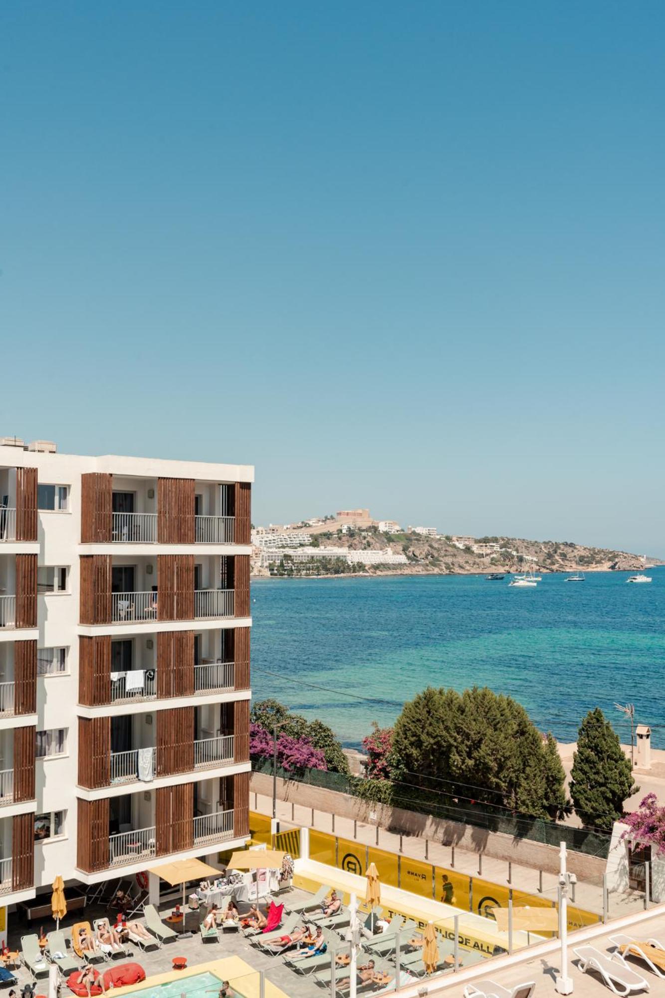 Ryans Ibiza Apartments - Only Adults Exteriör bild