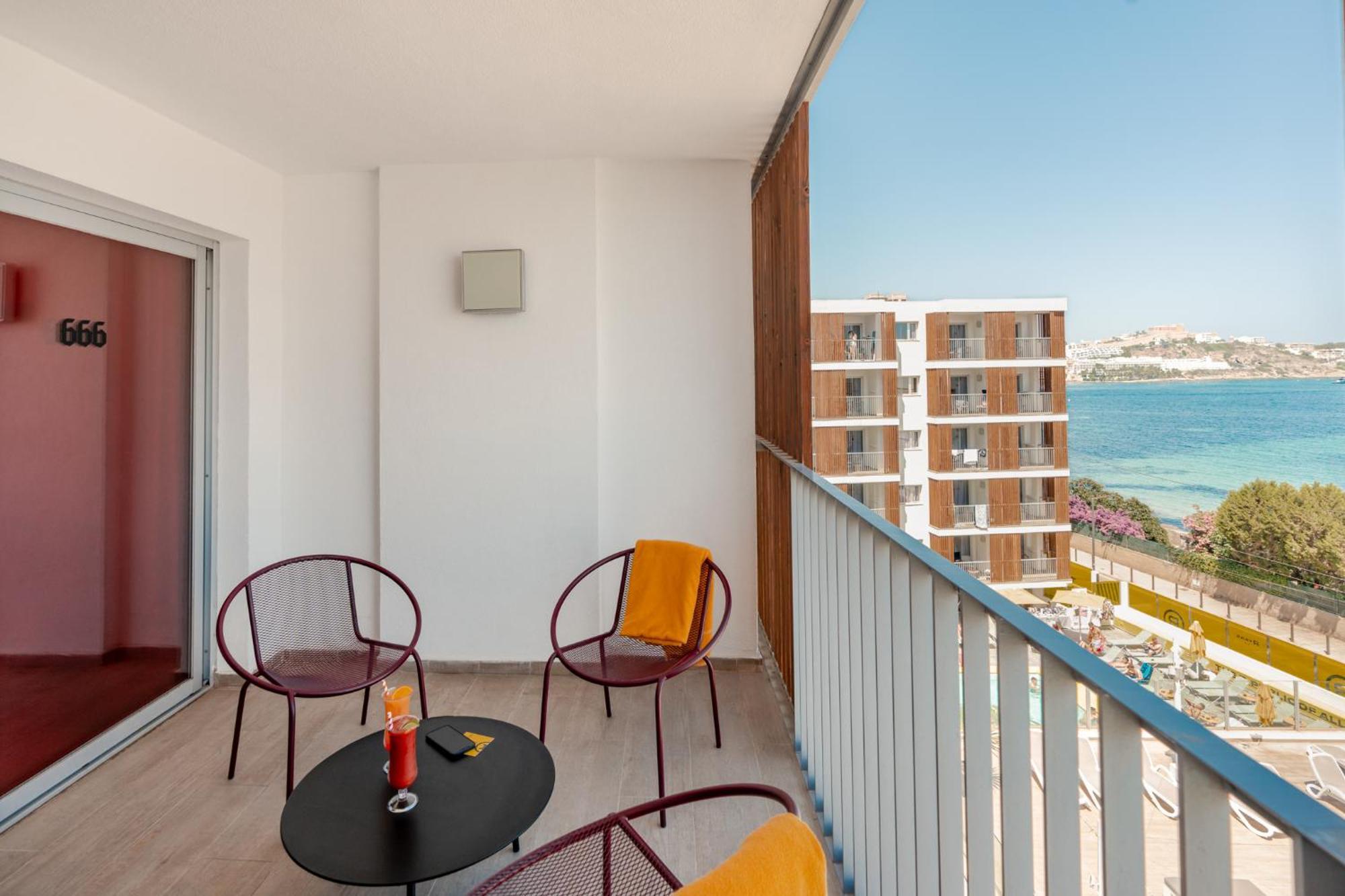 Ryans Ibiza Apartments - Only Adults Exteriör bild