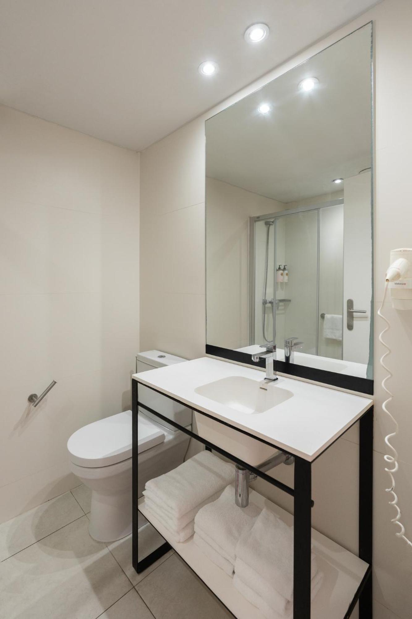 Ryans Ibiza Apartments - Only Adults Exteriör bild